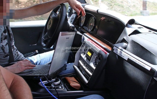 2019-mercedes-amg-g63-prototype-reveals-interior-for-the-first-time-118561_1.jpg